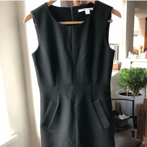DIANE VON FURSTENBERG Elegant Black Sleeveless Dress